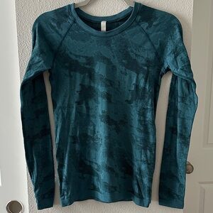 Athleta Momentum Seamless Long Sleeve Top in Dark Surf Teal